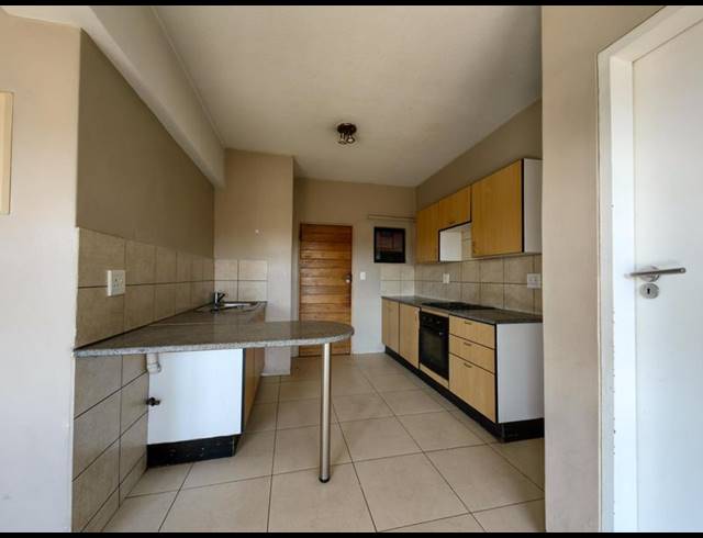2 BEDROOM PROPERTY TO RENT IN BRAAMFONTEIN